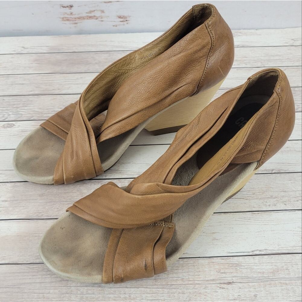 Camper Tan Leather Peep-Toe Wedge Sandals